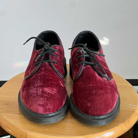 Dr. Martens Hugh Burgundy Red Velvet Lace-Up Oxfords Shoes - Burgundy - Picture 11 of 16
